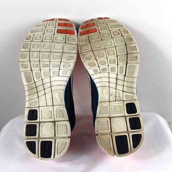 NIKE Free 4.0 v3 - Size 9 - Picture 7 of 7